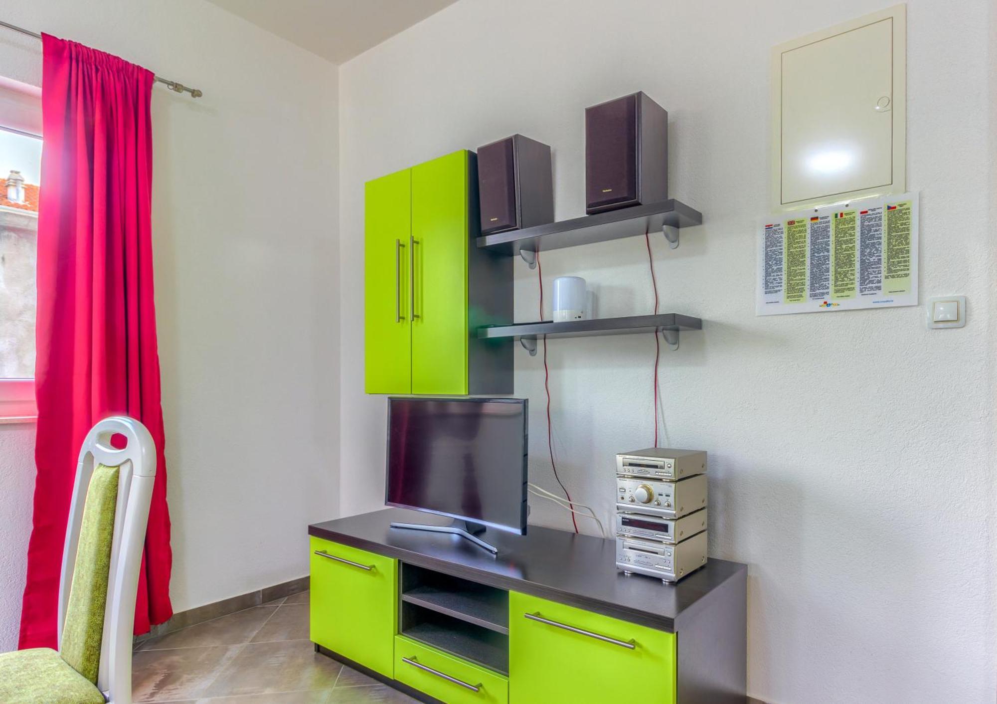 Apartmani Mato Пировац Екстериор снимка