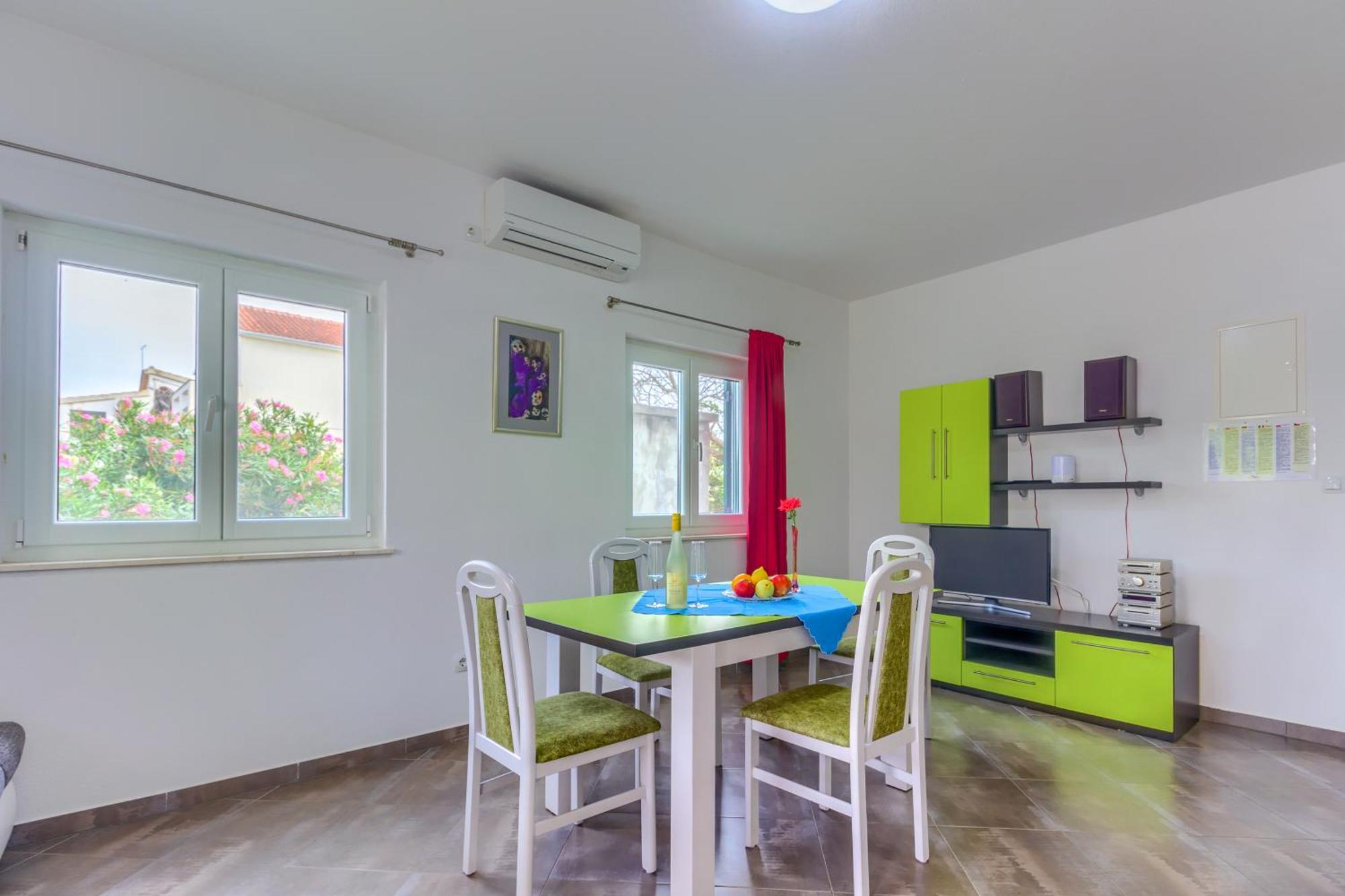 Apartmani Mato Пировац Екстериор снимка