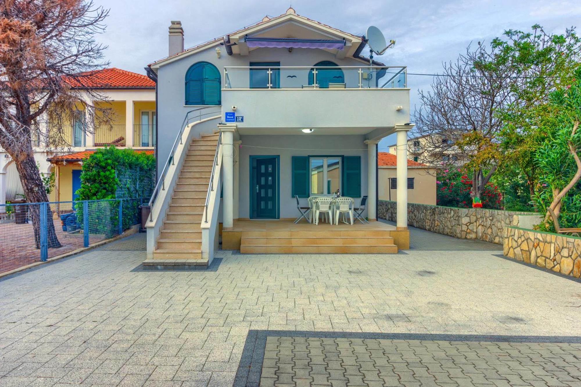 Apartmani Mato Пировац Екстериор снимка